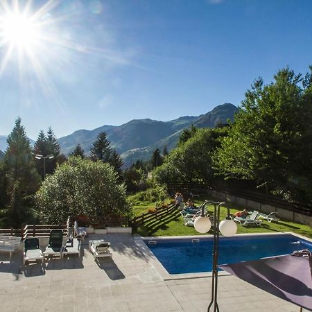 Apartamentos Multibaqueira Baqueira Beret Buitenkant foto