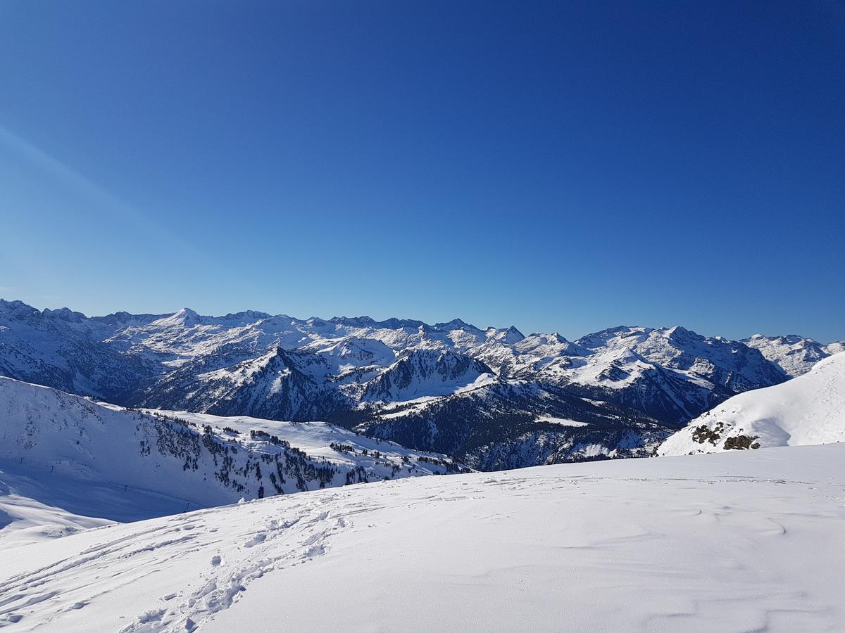 Apartamentos Multibaqueira Baqueira Beret Buitenkant foto